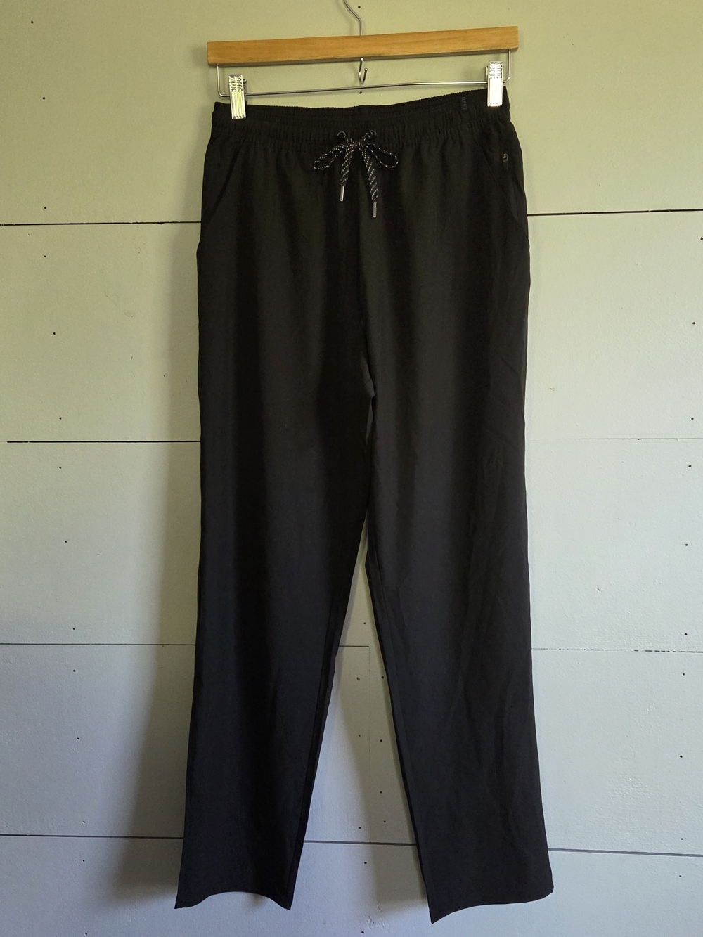 REEF Womens Black Track Pants Small 88% Recycled Polyester Stretch Pockets